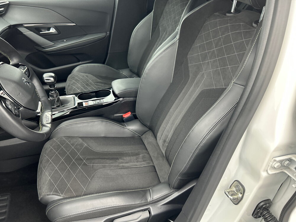 Occasion PEUGEOT 208 208 PureTech 100 S&S BVM6 - GT Pack