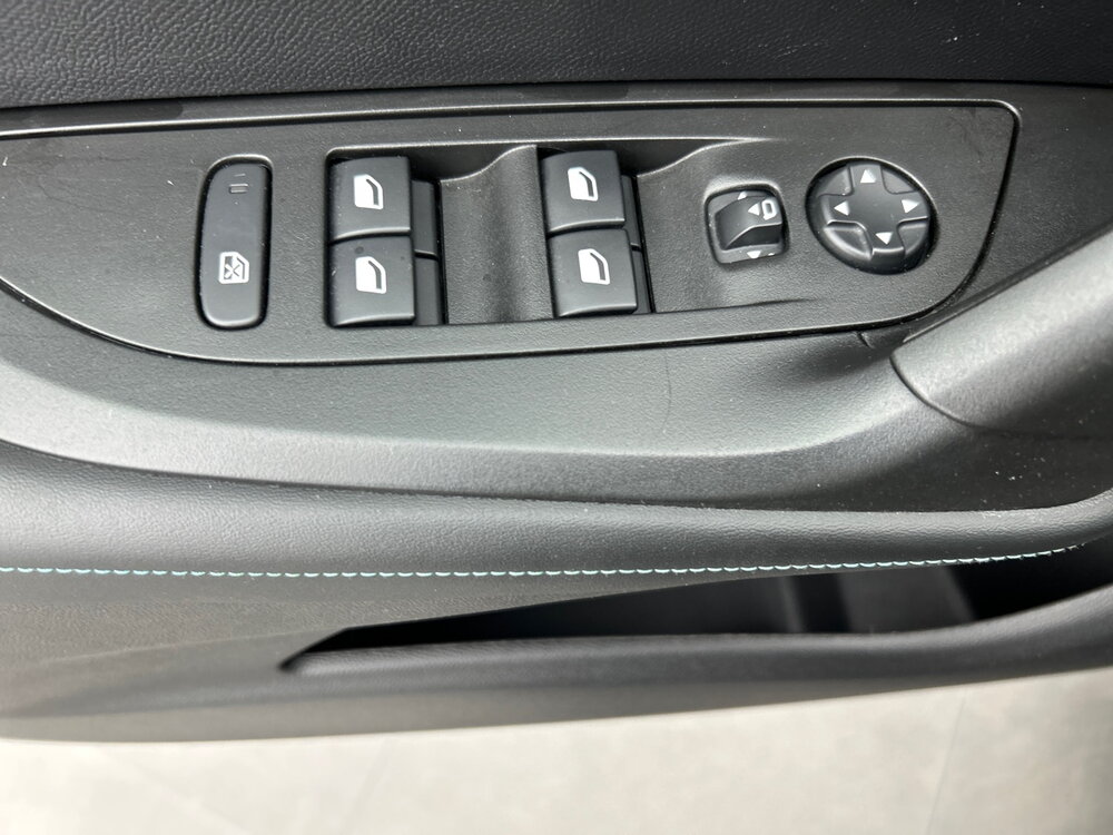 Occasion PEUGEOT 2008 2008 PureTech 130 S&S EAT8 - Allure Pack