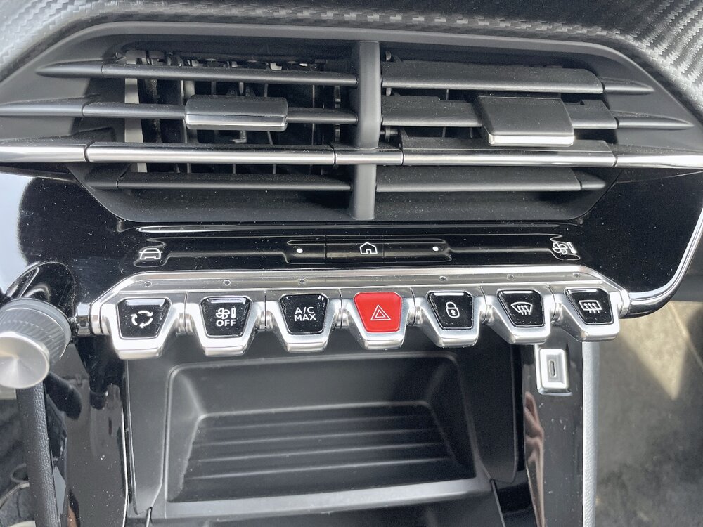 Occasion PEUGEOT 208 208 Electrique 51 kWh 156ch - Active