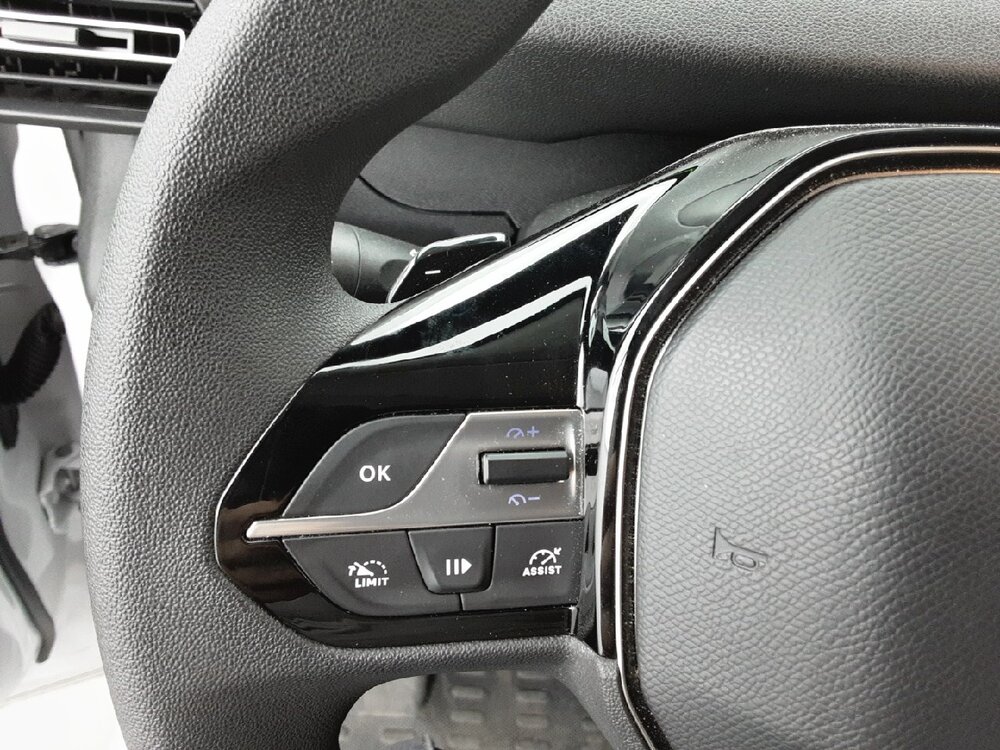 Occasion PEUGEOT Partner E-PARTNER FOURGON M 800 KG 136 CH BATTERIE 51 KWH