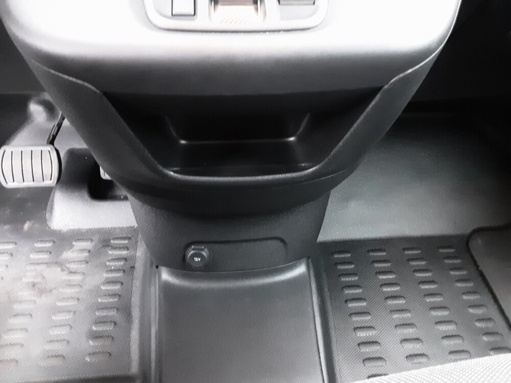 Occasion PEUGEOT Partner E-PARTNER FOURGON M 800 KG 136 CH BATTERIE 51 KWH