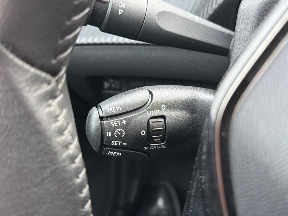 Occasion PEUGEOT 208 208 PureTech 100 S&S BVM6 - Allure