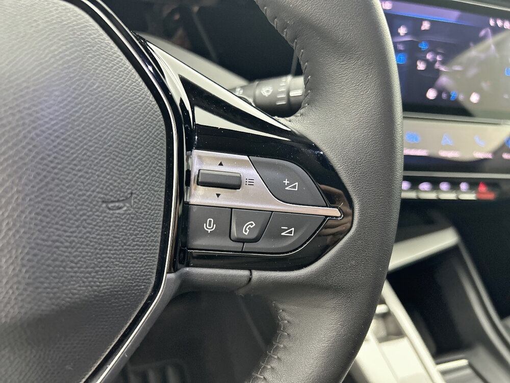 Occasion PEUGEOT 408 408 PHEV 180 e-EAT8 - Allure Pack
