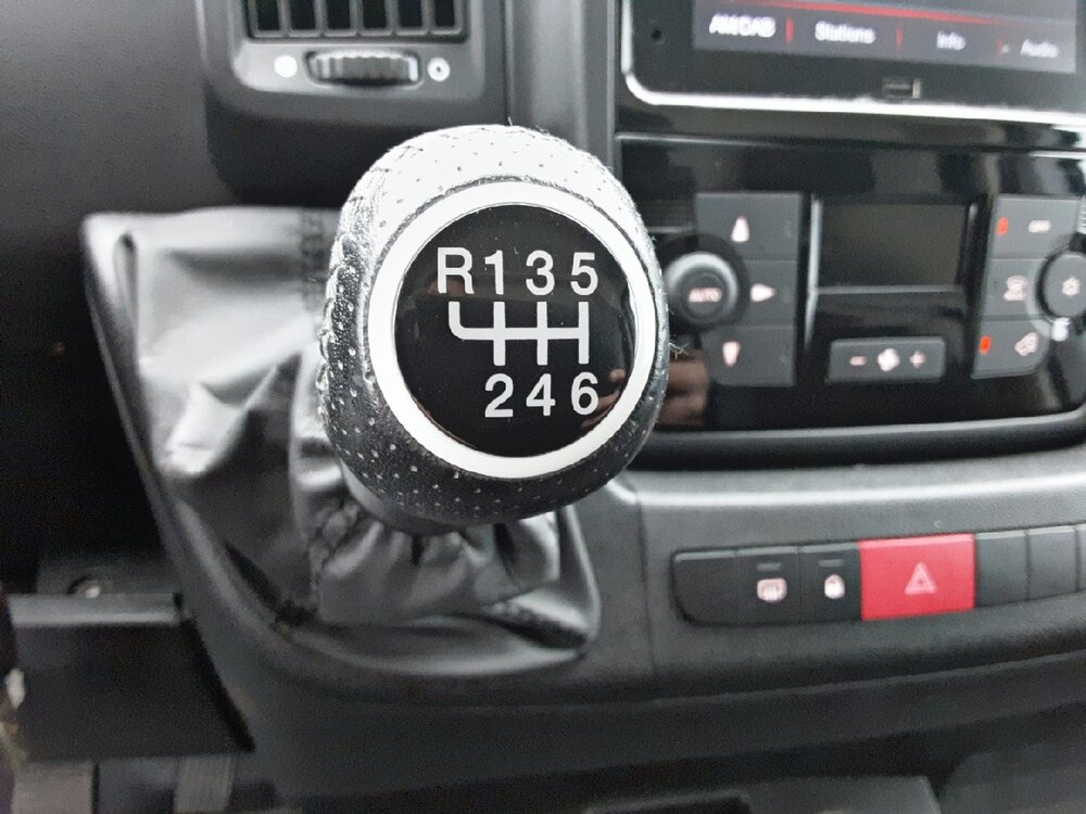 Occasion PEUGEOT Boxer BOXER FOURGON TOLE 3.0 T L2H2 BLUEHDI 120 S&S BVM6