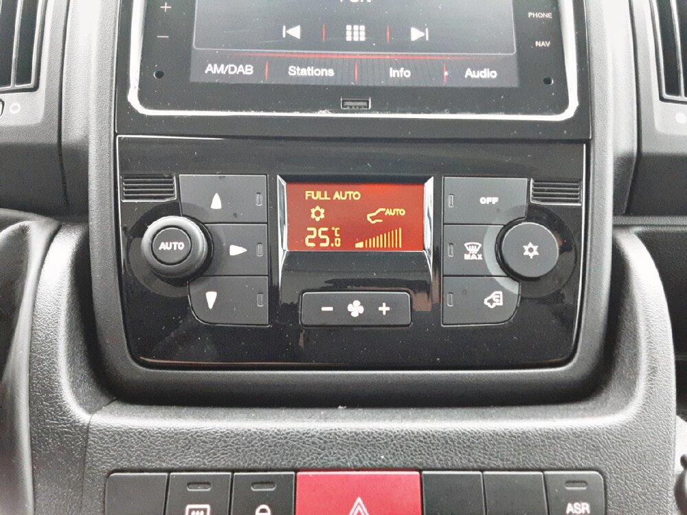 Occasion PEUGEOT Boxer BOXER FOURGON TOLE 3.0 T L2H2 BLUEHDI 120 S&S BVM6