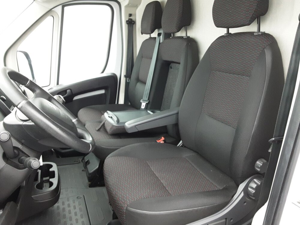 Occasion PEUGEOT Boxer BOXER FOURGON TOLE 3.0 T L2H2 BLUEHDI 120 S&S BVM6