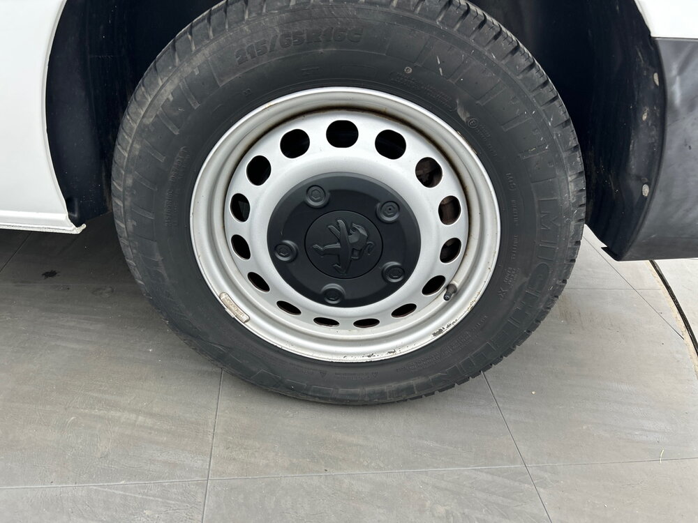 Occasion PEUGEOT Expert EXPERT FGN TOLE STANDARD BLUEHDI 145 S&S EAT8 - ASPHALT