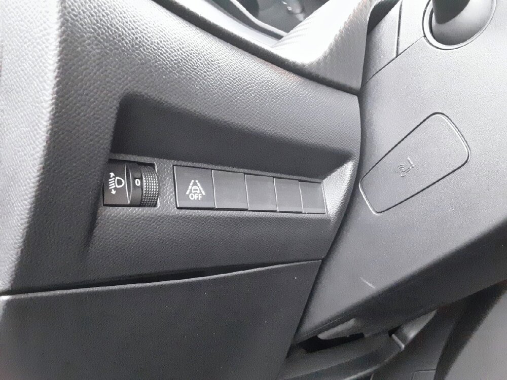 Occasion PEUGEOT 208 208 PureTech 100 S&S BVM6 - Allure