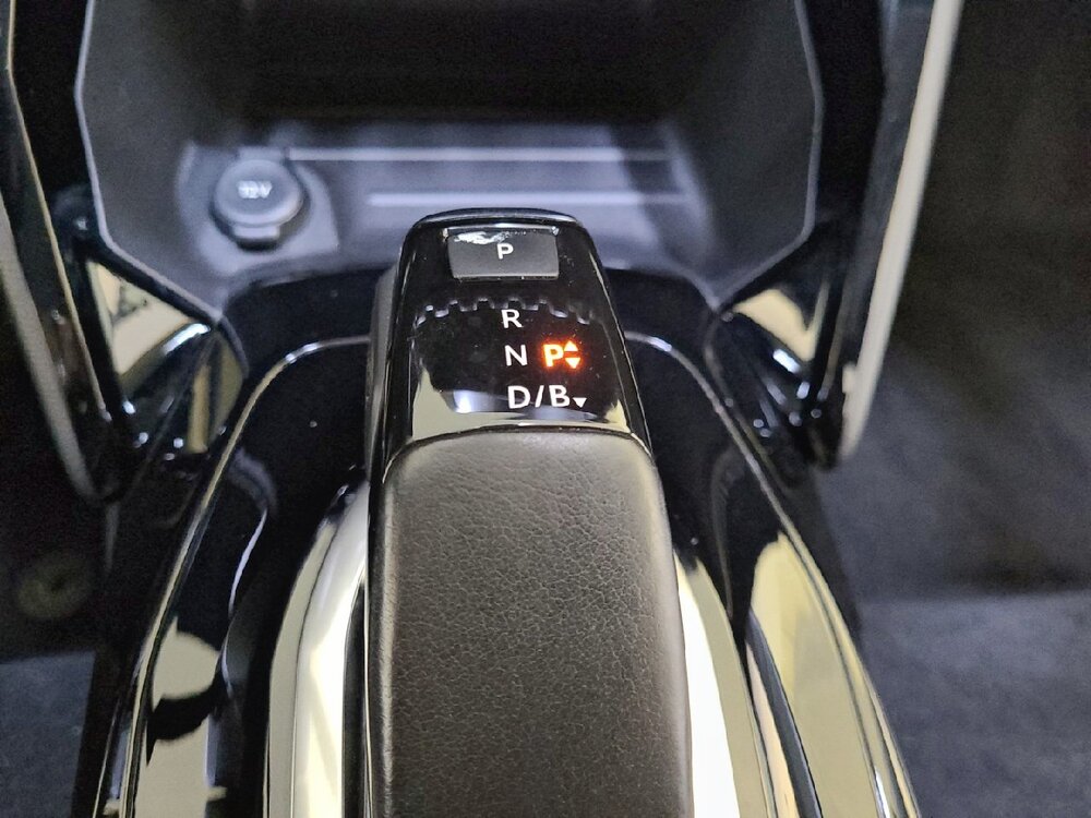 Occasion PEUGEOT 208 208 ELECTRIQUE 50 KWH 136 - ACTIVE BUSINESS R