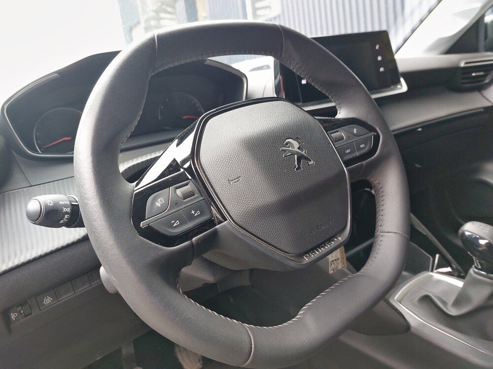 Occasion PEUGEOT 208 208 PureTech 75 S&S BVM5 - STYLE
