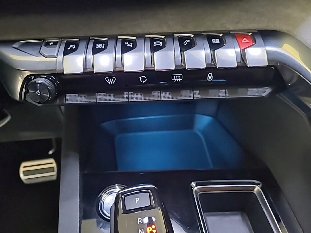 Occasion PEUGEOT 3008 3008 Hybrid 225 e-EAT8 - GT