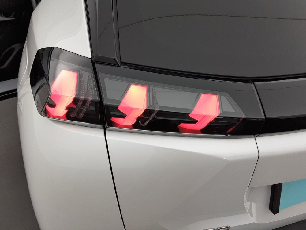 Occasion PEUGEOT 2008 2008 Electrique 136 ch