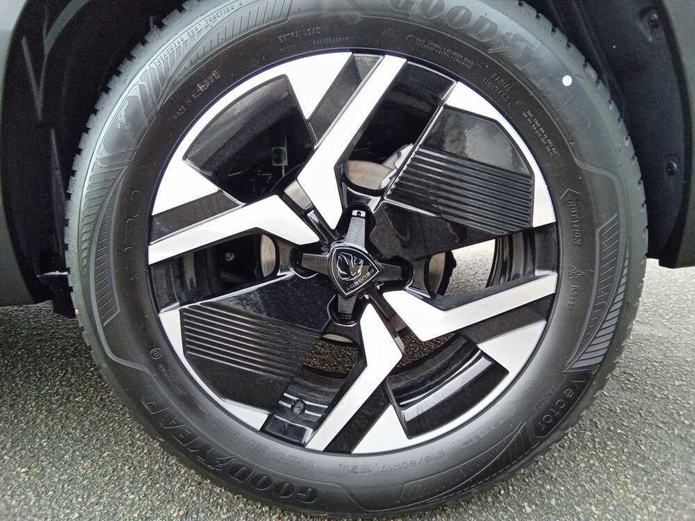 Occasion PEUGEOT 2008 2008 Hybrid 145 e-DCS6 - GT Exclusive
