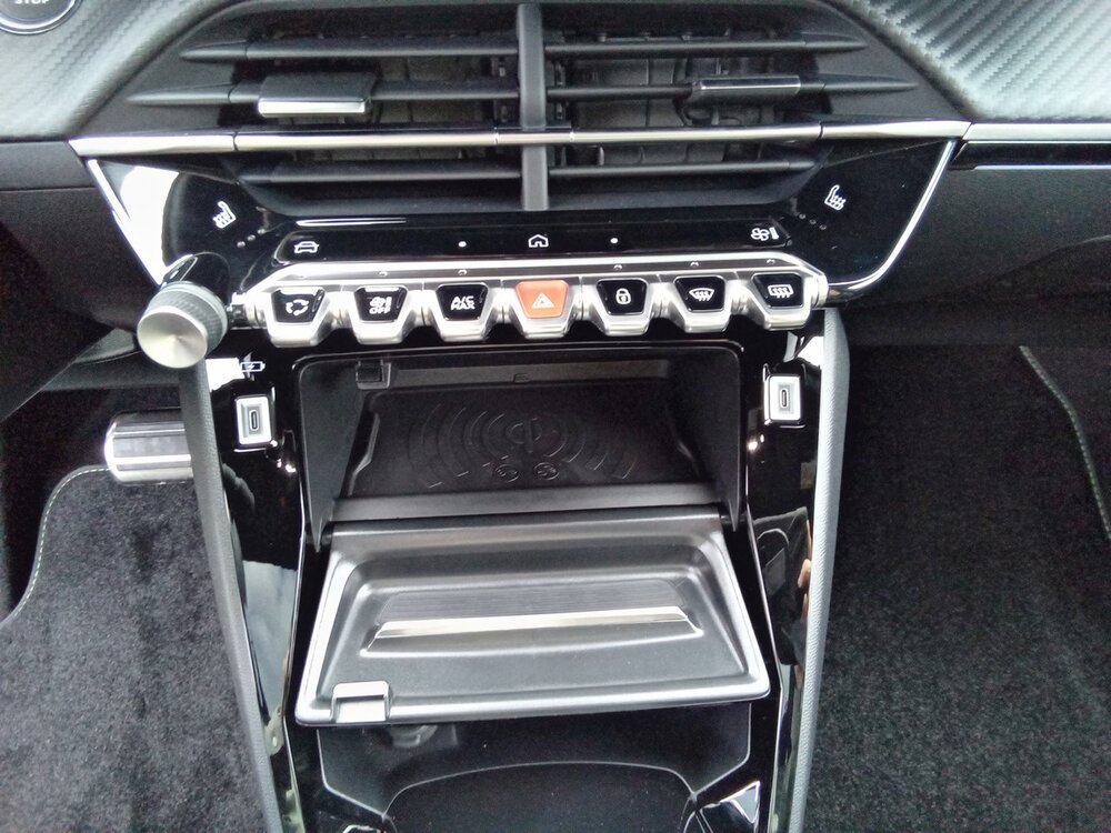 Occasion PEUGEOT 2008 2008 Hybrid 145 e-DCS6 - GT Exclusive