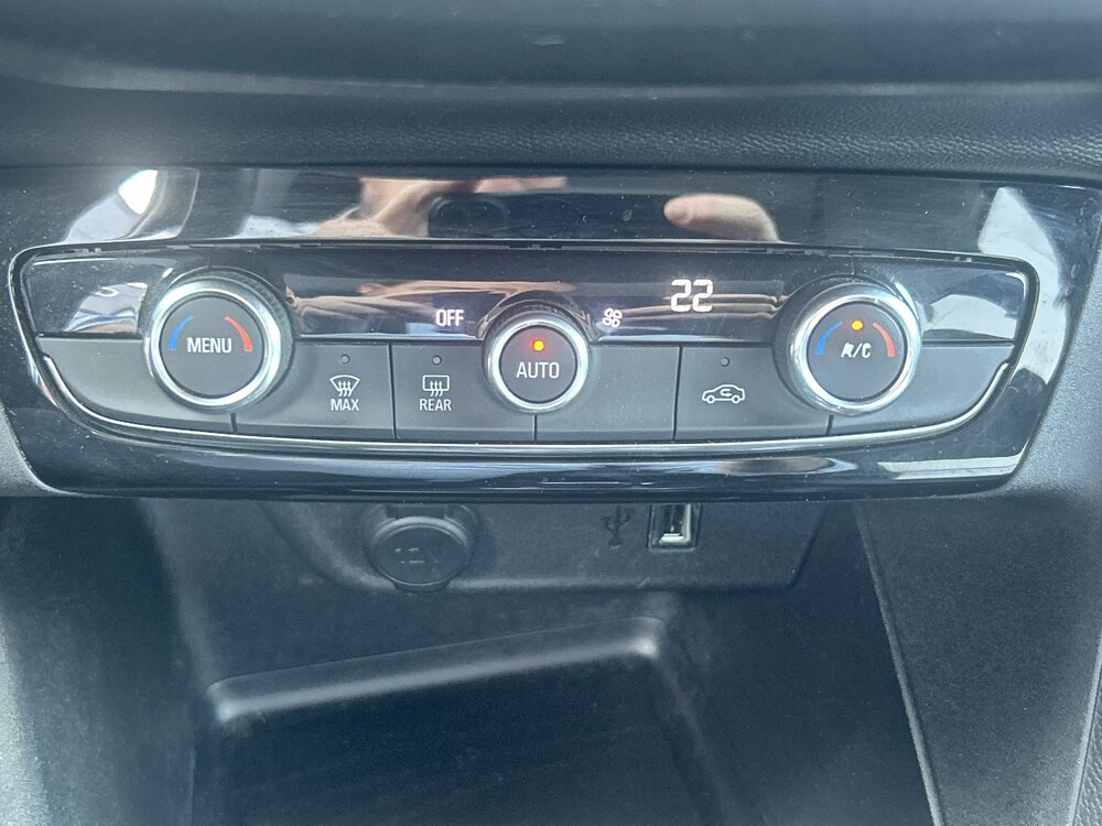 Occasion OPEL Corsa Corsa Electrique 136 ch & Batterie 50 kw/h - Elegance