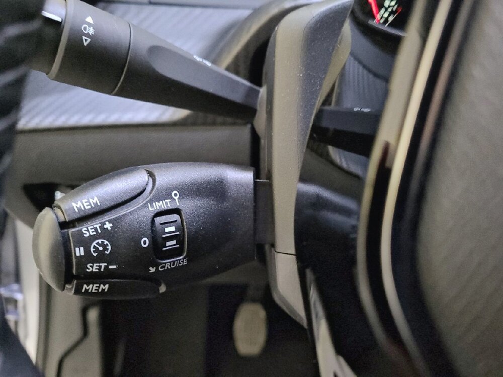 Occasion PEUGEOT 208 208 PureTech 100 S&S BVM6 - Active