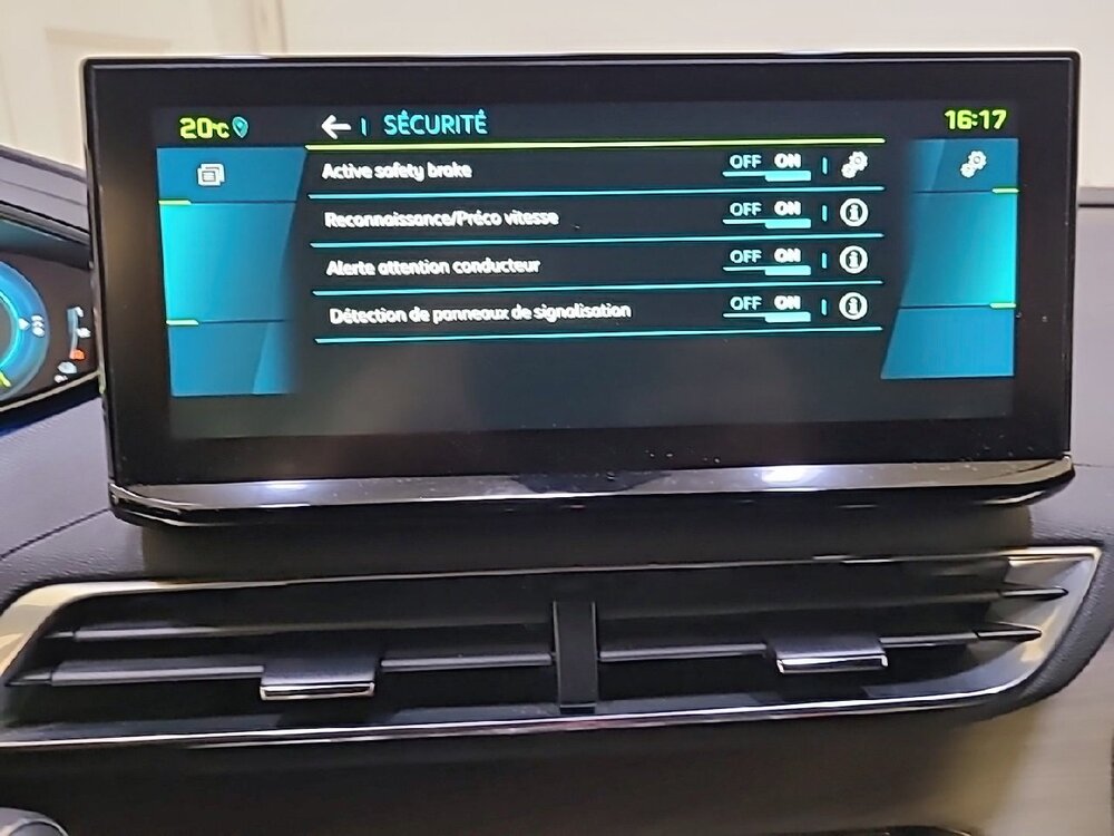 Occasion PEUGEOT 3008 3008 Hybrid4 300 e-EAT8 - GT Pack