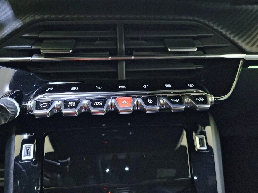 Occasion PEUGEOT 208 208 Electrique 50 kWh 136ch - GT