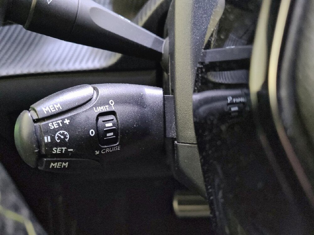 Occasion PEUGEOT 208 208 Electrique 50 kWh 136ch - GT