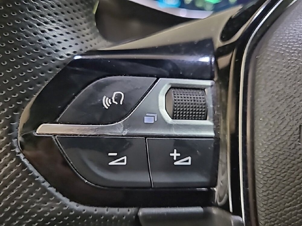 Occasion PEUGEOT 208 208 Electrique 50 kWh 136ch - GT