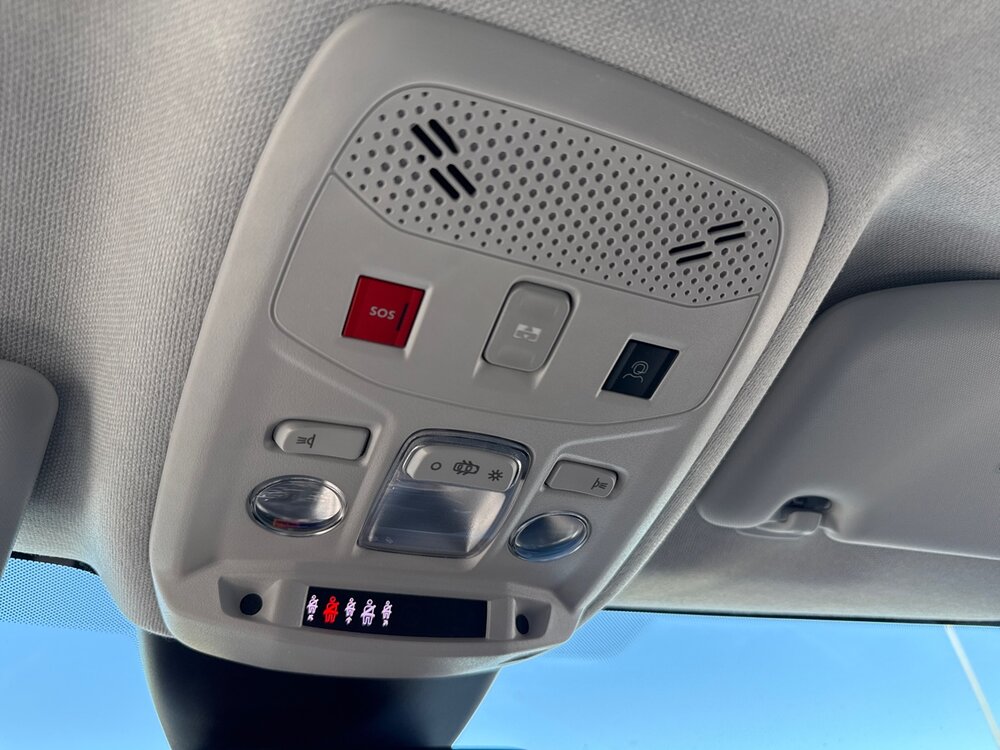 Occasion CITROEN C4 X e-C4 X 136 ch Automatique - Shine