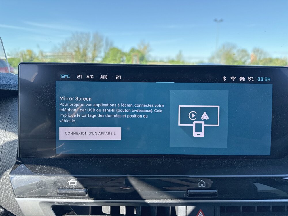 Occasion CITROEN C4 X e-C4 X 136 ch Automatique - Shine