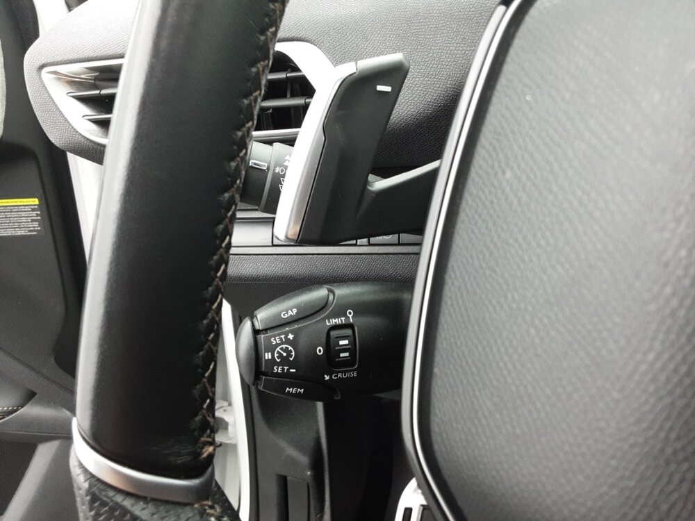 Occasion PEUGEOT 3008 3008 Hybrid4 300 e-EAT8 - GT