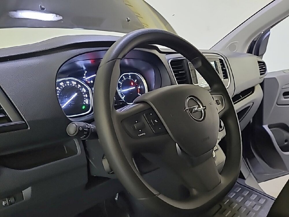 Occasion OPEL Vivaro VIVARO FGN TAILLE M BLUEHDI 180 S&S EAT8