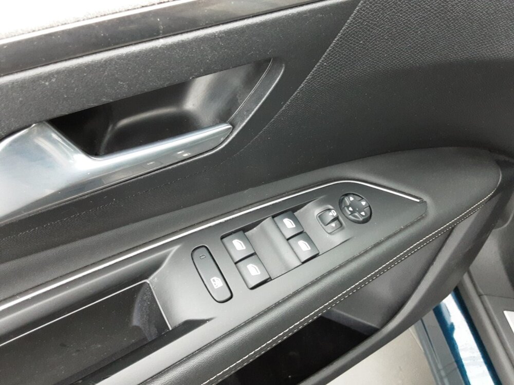 Occasion PEUGEOT 3008 3008 Hybrid 225 e-EAT8 - GT