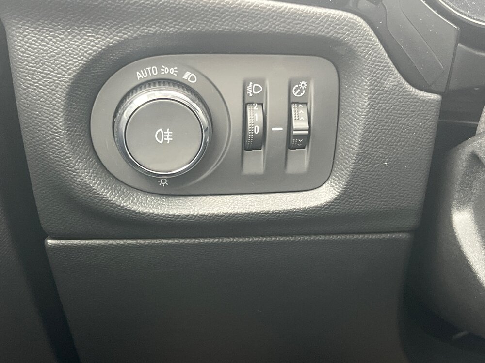 Occasion OPEL Corsa Corsa Electrique 136 ch & Batterie 50 kWh