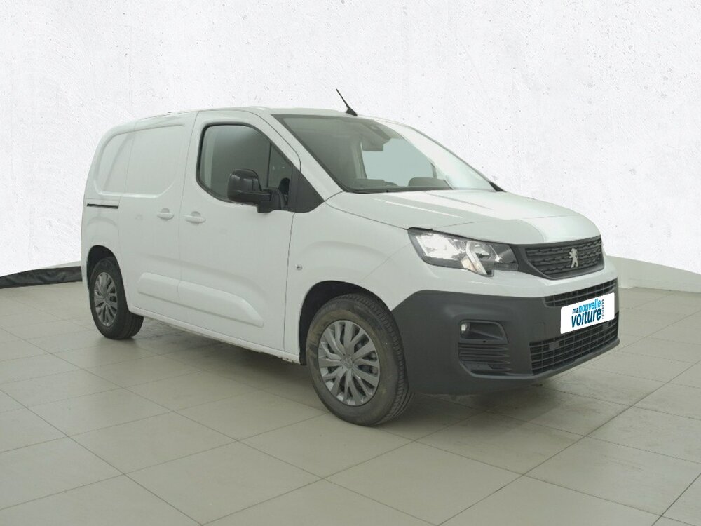 Occasion PEUGEOT Partner E-PARTNER FOURGON M 800 KG 136 CH BATTERIE 50 KWH