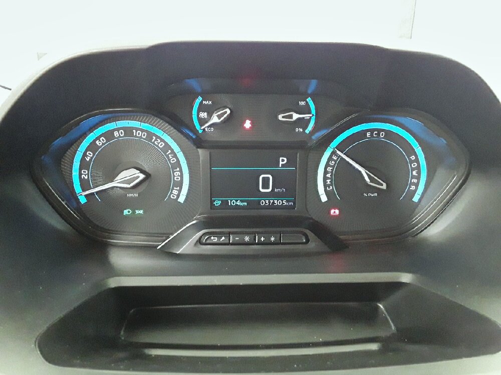 Occasion PEUGEOT Partner E-PARTNER FOURGON M 800 KG 136 CH BATTERIE 50 KWH