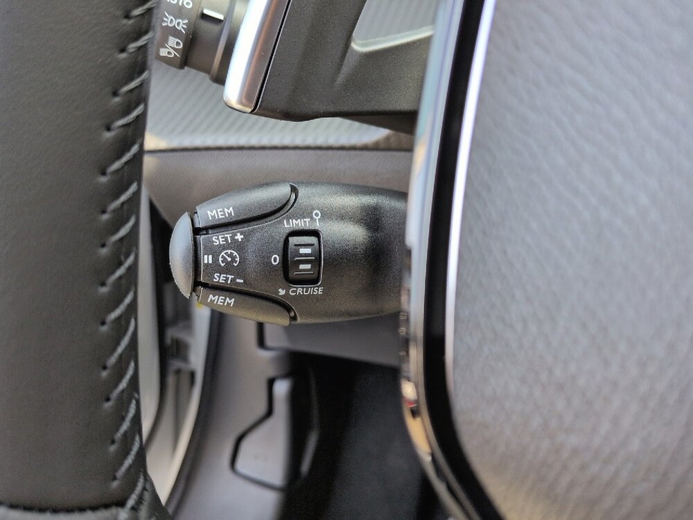 Occasion PEUGEOT 2008 2008 Hybrid 145 e-DCS6 - Allure
