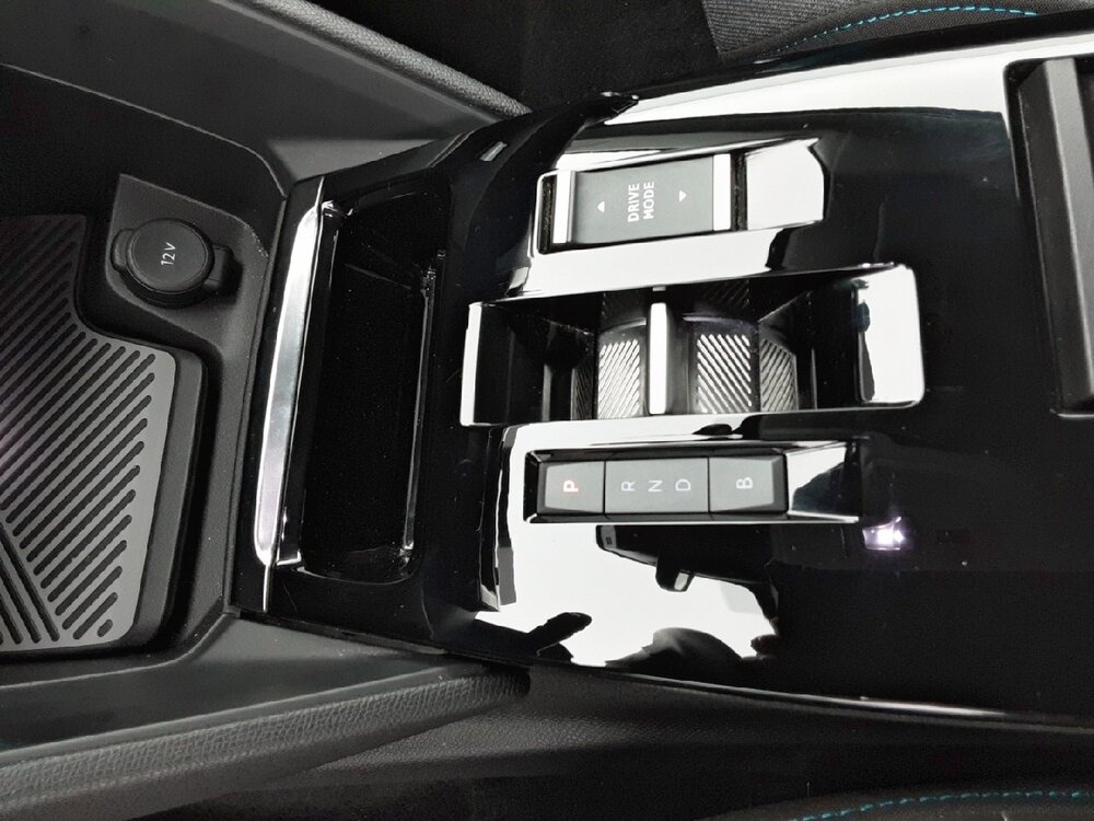 Occasion CITROEN C4 e-C4 136 ch Automatique - Shine