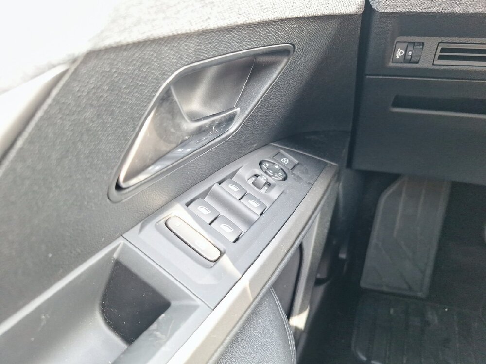 Occasion PEUGEOT 5008 5008 Hybrid 145 e-DCS6 - Allure