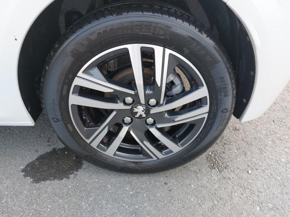 Occasion PEUGEOT 208 208 PureTech 100 S&S BVM6 - Allure Business