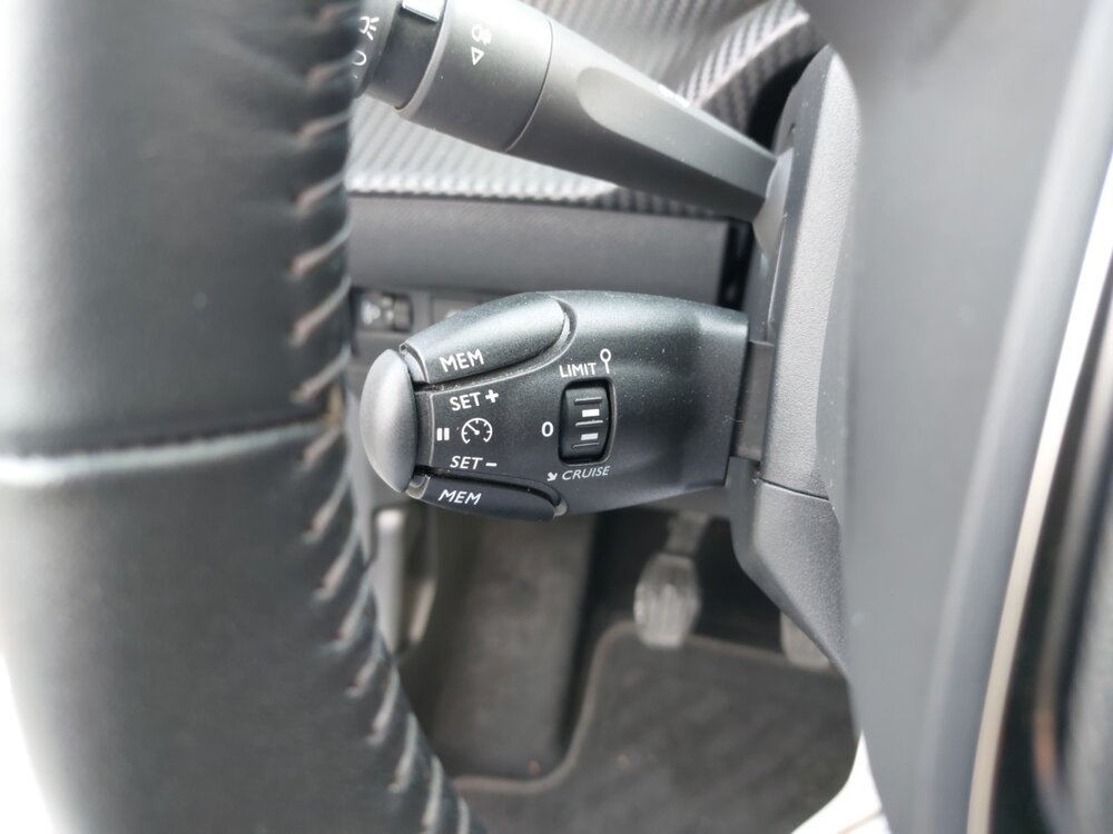 Occasion PEUGEOT 208 208 PureTech 100 S&S BVM6 - Allure Business