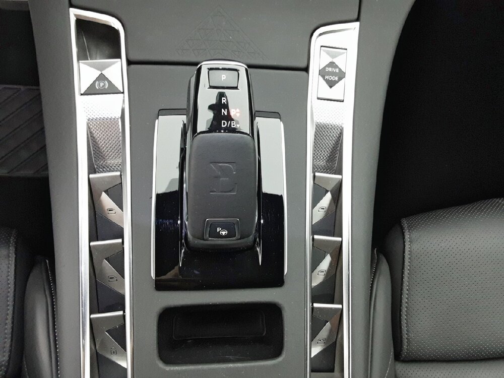 Occasion DS DS 7 Crossback DS7 Crossback Hybride E-Tense 300 EAT8 4x4 - Louvre