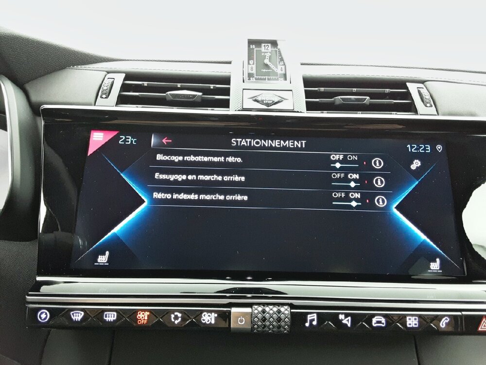 Occasion DS DS 7 Crossback DS7 Crossback Hybride E-Tense 300 EAT8 4x4 - Louvre