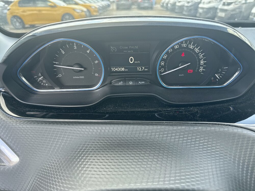 Occasion PEUGEOT 2008 2008 BlueHDi 100ch S&S BVM5 - Allure