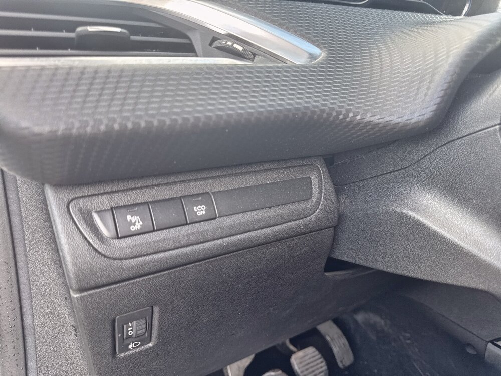Occasion PEUGEOT 2008 2008 BlueHDi 100ch S&S BVM5 - Allure