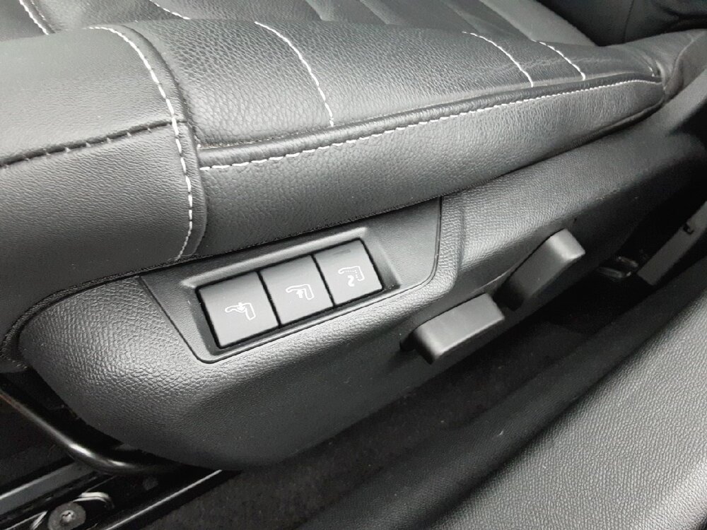 Occasion CITROEN C4 C4 PureTech 130 S&S EAT8 - Shine Pack
