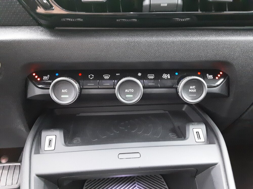 Occasion CITROEN C4 C4 PureTech 130 S&S EAT8 - Shine Pack