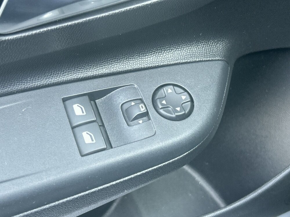 Occasion OPEL Corsa Corsa 1.2 75 ch BVM5 - Elegance Business