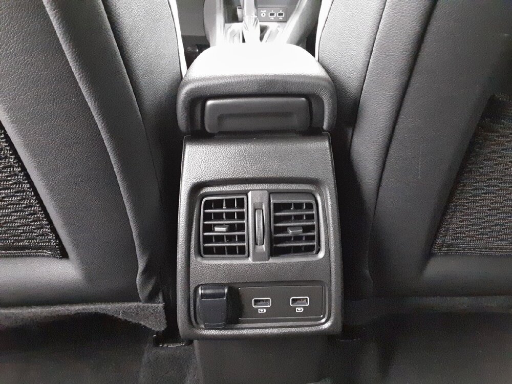 Occasion RENAULT Captur Captur E-Tech 145 - 21