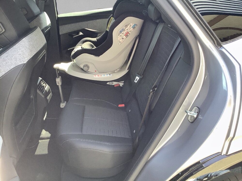 Occasion PEUGEOT 3008 3008 Electrique 73 kWh 210 ch - GT