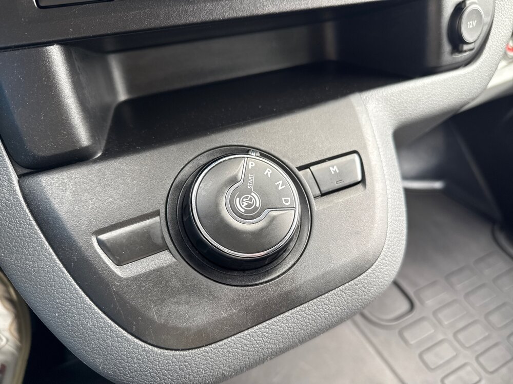 Occasion PEUGEOT Expert EXPERT CA STANDARD BLUEHDI 180 S&S EAT8 - FIXE ASPHALT