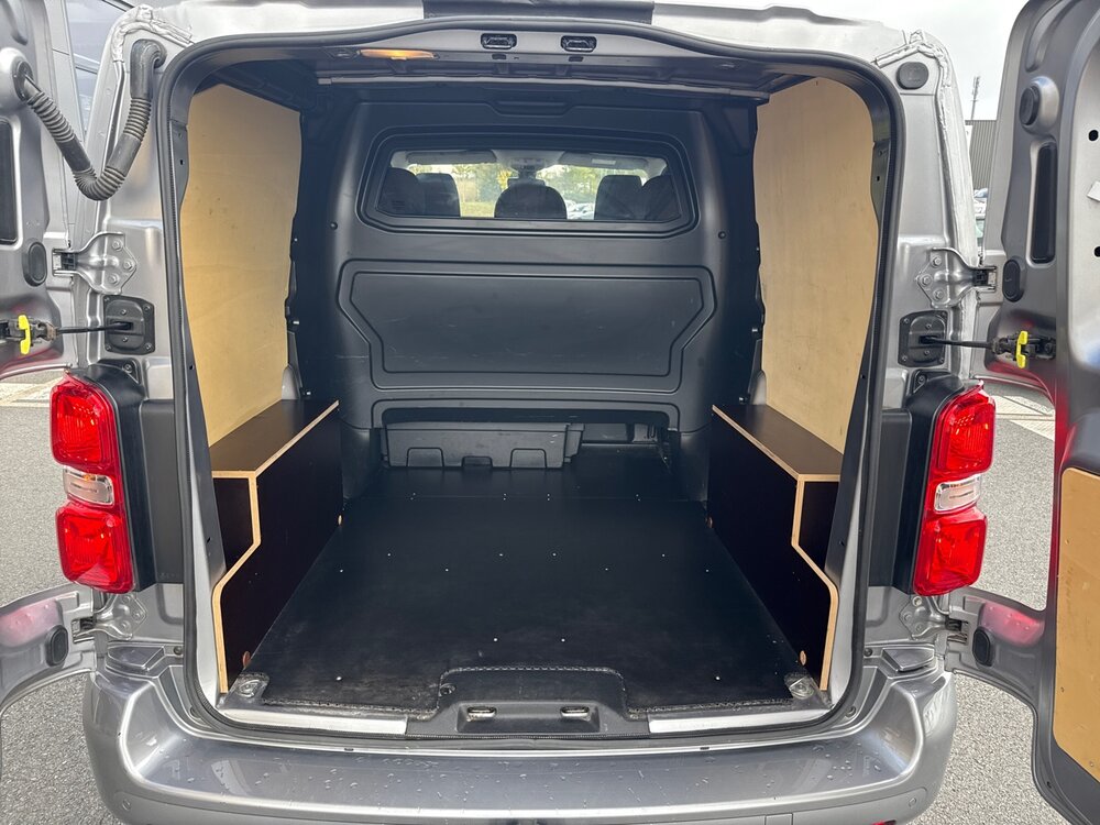 Occasion PEUGEOT Expert EXPERT CA STANDARD BLUEHDI 180 S&S EAT8 - FIXE ASPHALT