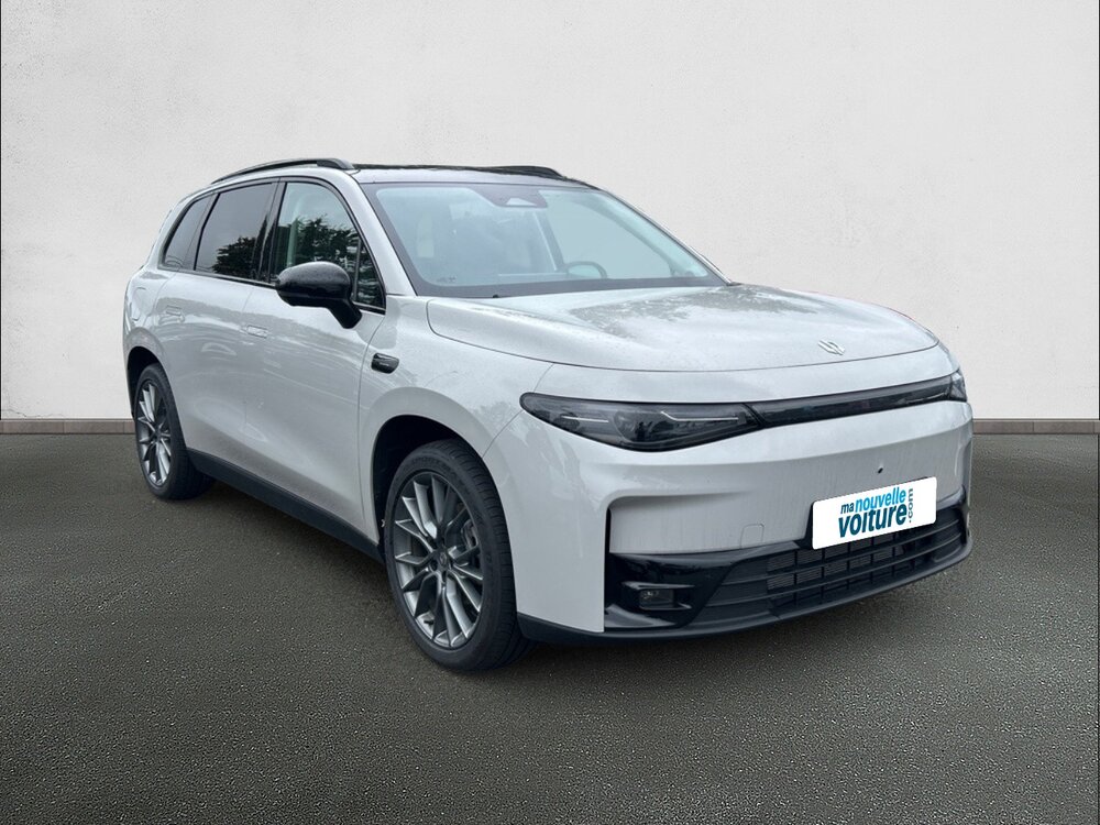 Occasion LEAPMOTOR C10 C10 REEV 28.4 kWh - 158 kW - Design