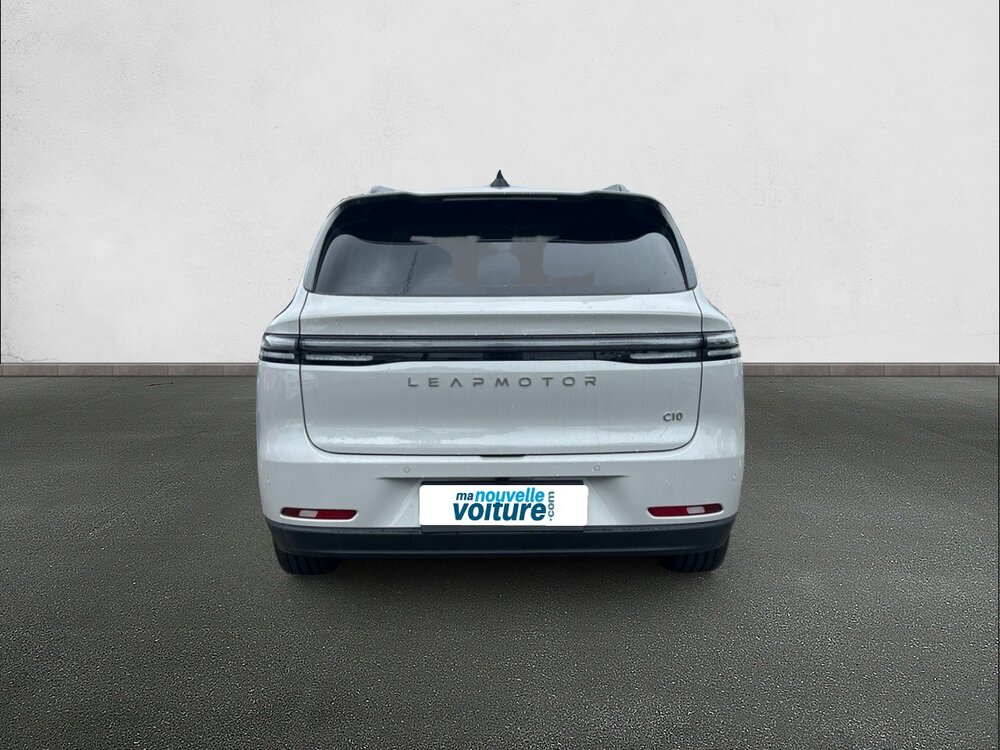 Occasion LEAPMOTOR C10 C10 REEV 28.4 kWh - 158 kW - Design